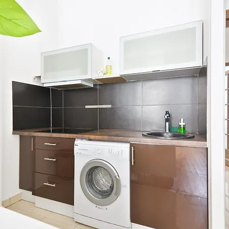 Quartier Champs-elysees Free Netflix Apartment Paris